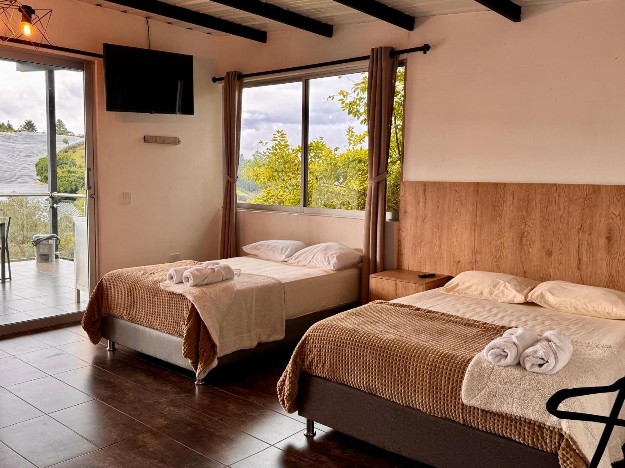 Hotel Campestre Alto Lindo En Guatapé Extérieur photo
